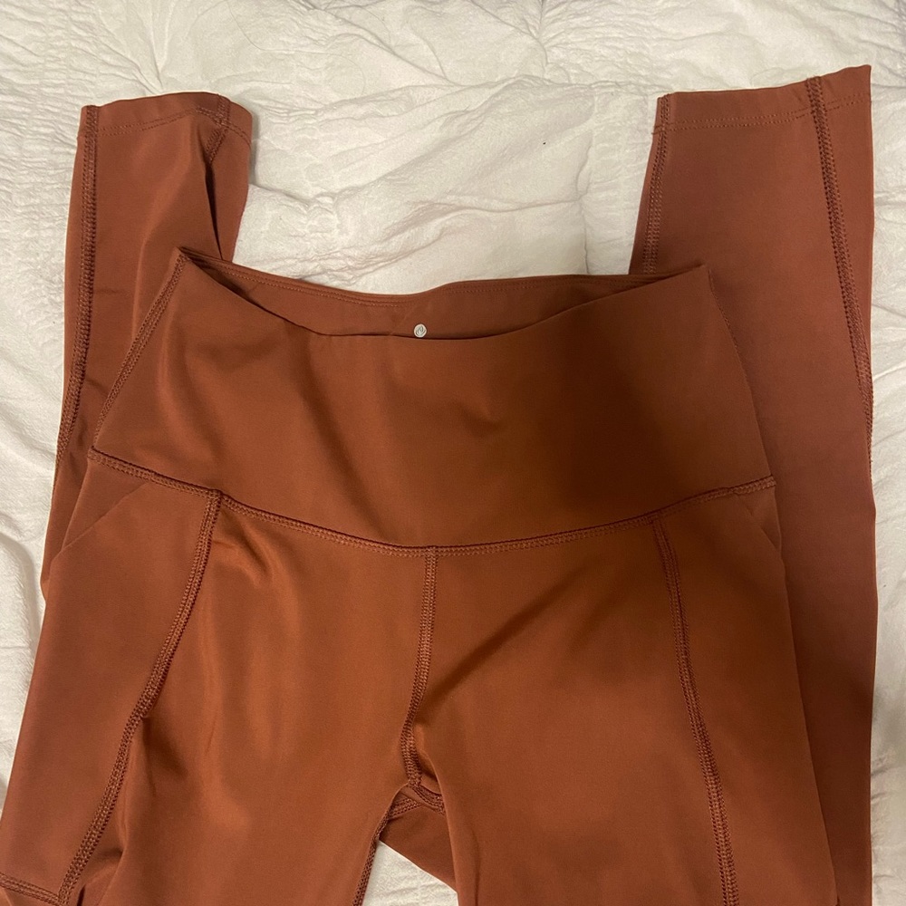 Brown athletic leggings